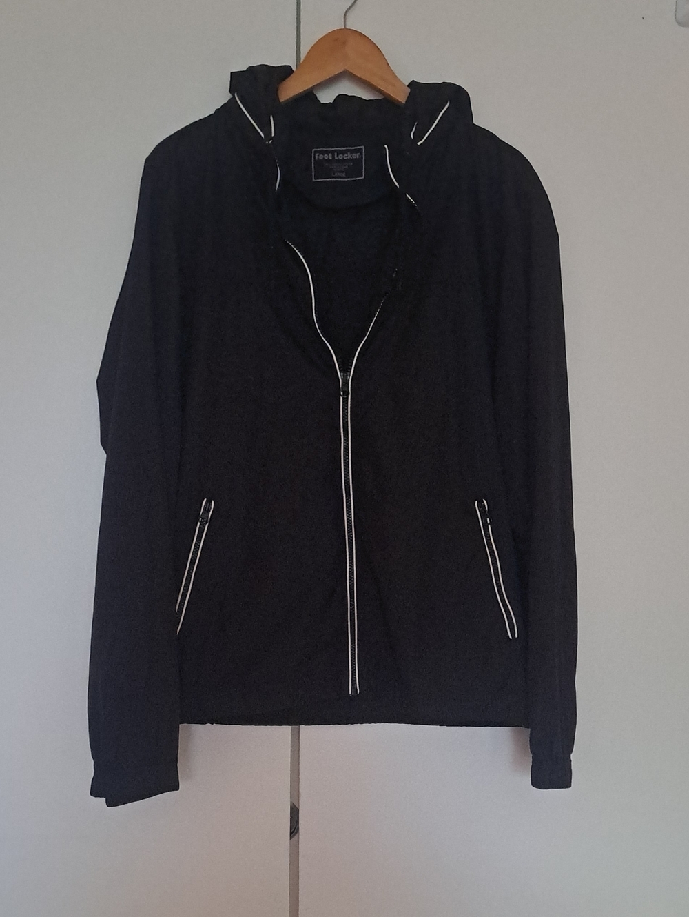 Foot Locker Men's Black Lightweight Hooded Jacket